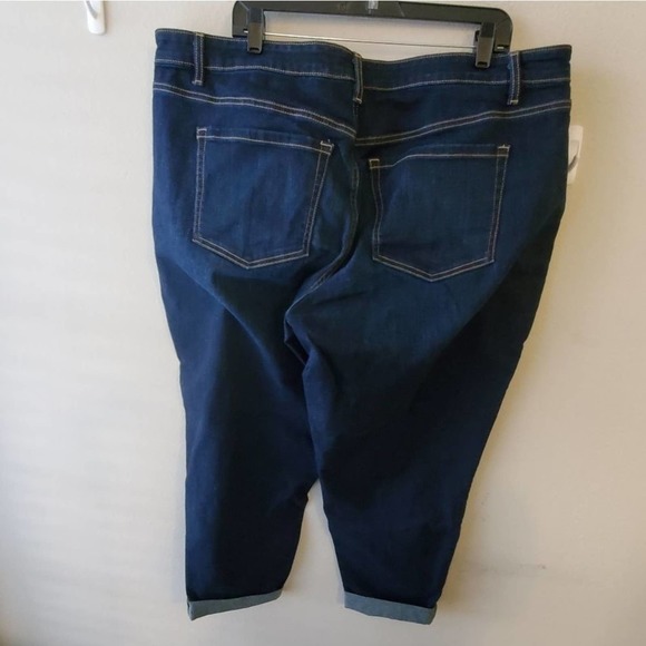 LANE Bryant rolled hem cropped high rise stretch jeans plus size 18 - Picture 2 of 5